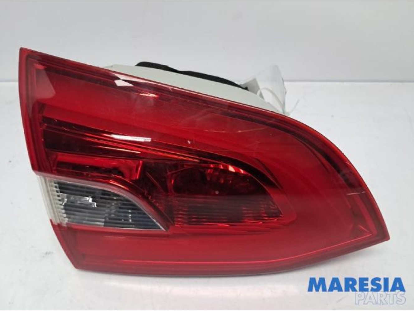 Peugeot - 308 - Achterlicht links