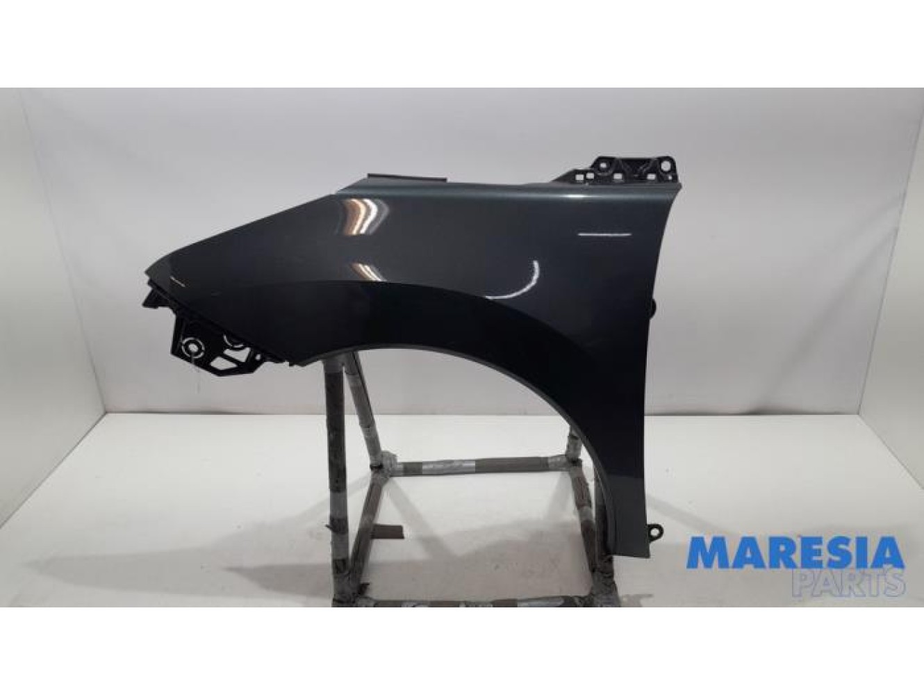 Peugeot - 3008 - Front wing, left