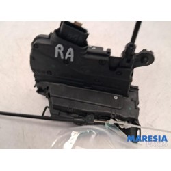 Renault - Captur - Rear door mechanism 4-door, right