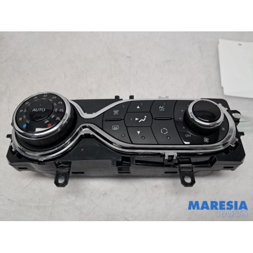 Renault - Captur - Heater control panel