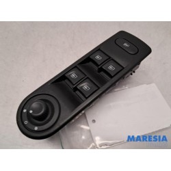 Renault - Captur - Multi-functional window switch