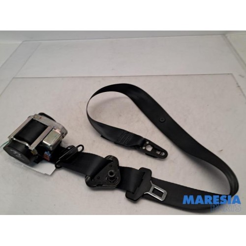 Renault - Captur - Front seatbelt, right