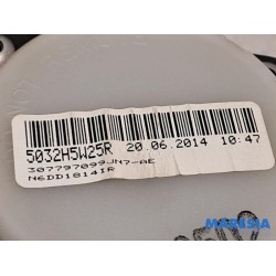 Renault - Captur - Rear seatbelt, left