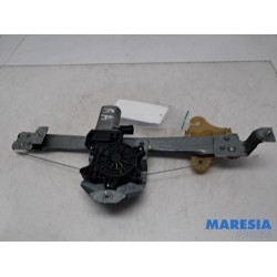 Renault - Captur - Rear door window mechanism 4-door, right