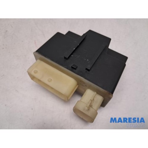 Peugeot - 308 - AC relay