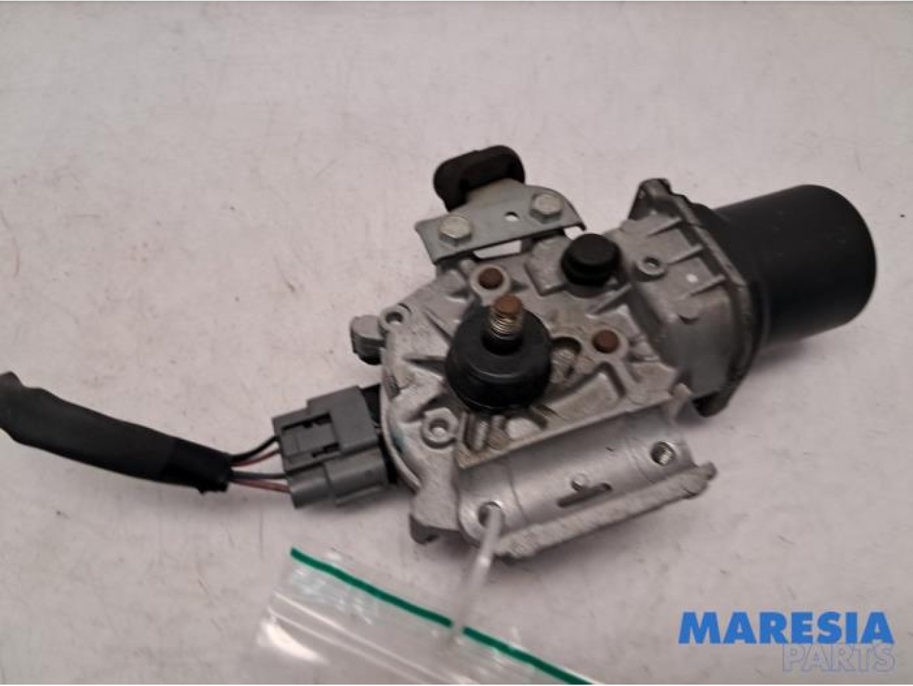Renault - Captur - Front wiper motor