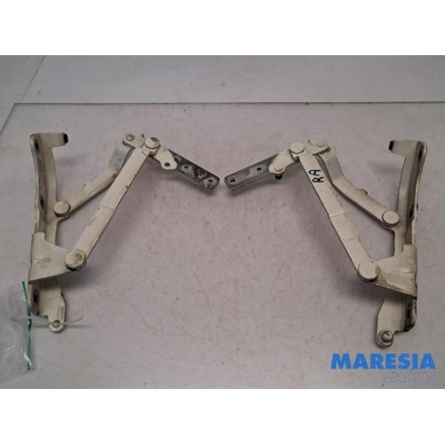 Fiat - 500 - Bonnet Hinge