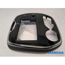 Renault - Captur - Cadre radio