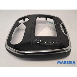 Renault - Captur - Cadre radio