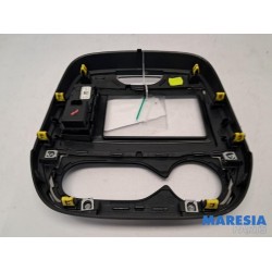 Renault - Captur - Cadre radio