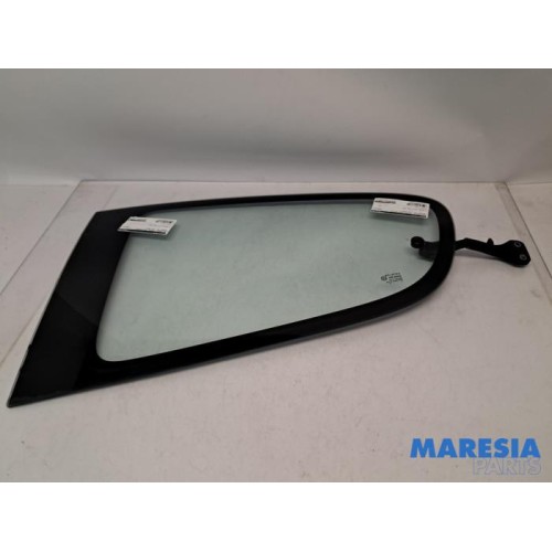 Peugeot - 107 - Türscheibe 4-türig links hinten