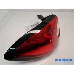 Renault - Captur - Taillight, left