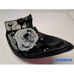 Renault - Captur - Taillight, left