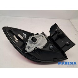 Renault - Captur - Taillight, right