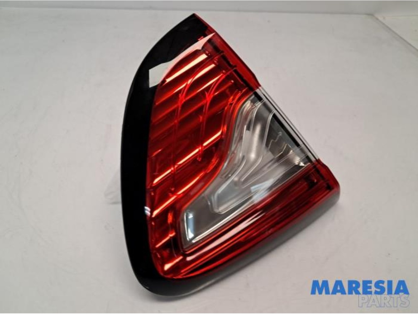 Renault - Captur - Achterlicht links
