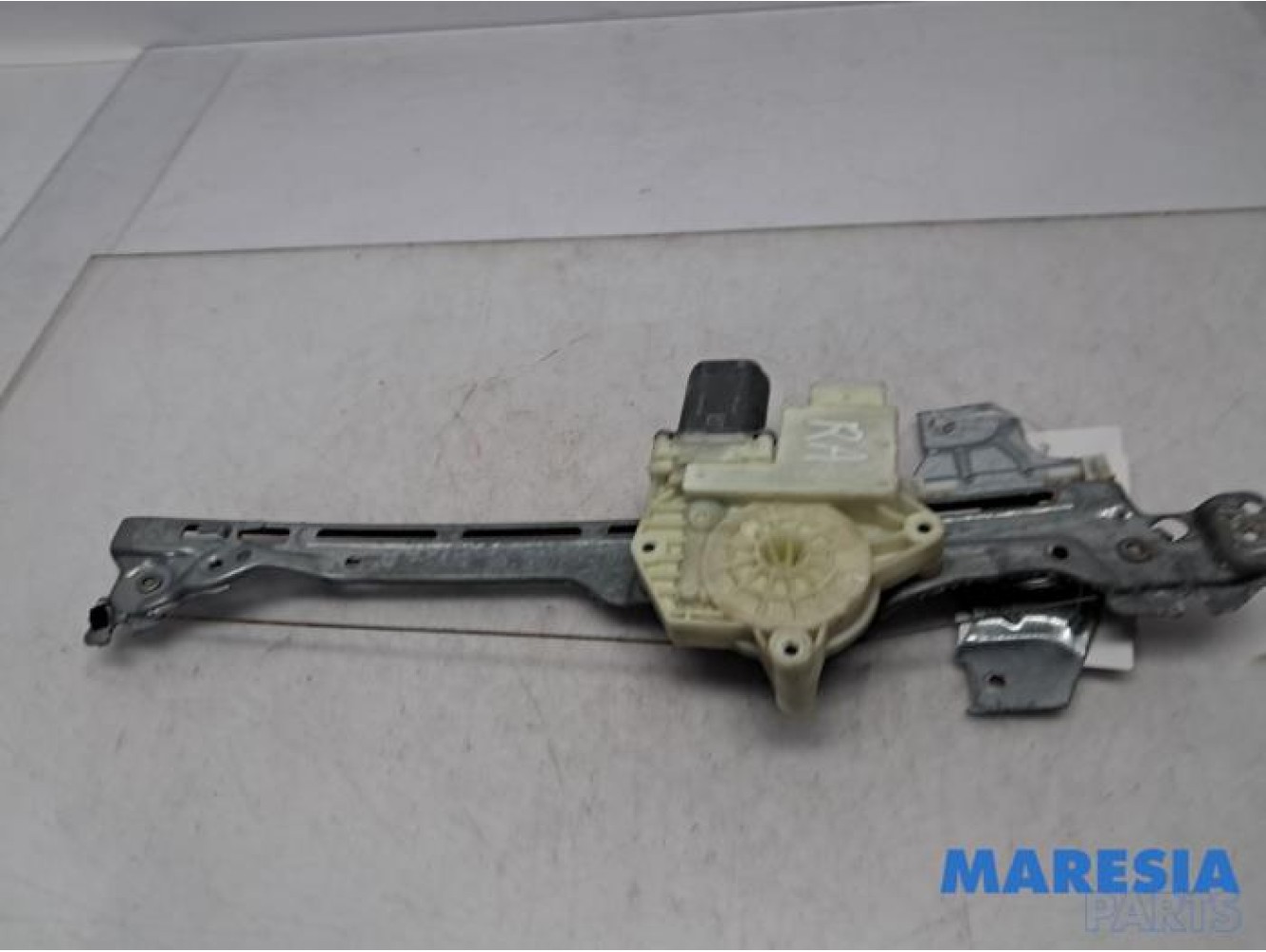 Peugeot - 308 - Rear door window mechanism 4-door, right