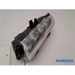Renault - Captur - Daytime running light, right