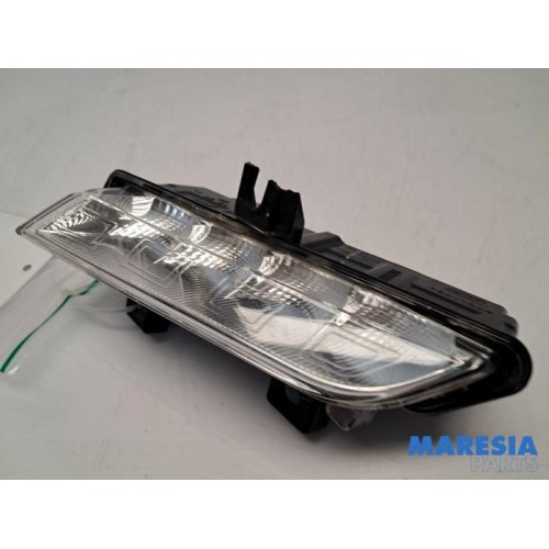 Renault - Captur - Daytime running light, right