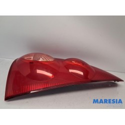 Peugeot - 107 - Feu arrière droit