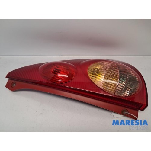 Peugeot - 107 - Taillight, right