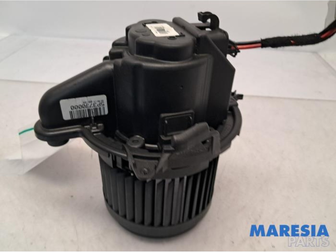 Renault - Captur - Heating and ventilation fan motor