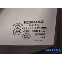 Renault - Captur - Quarter light, front left