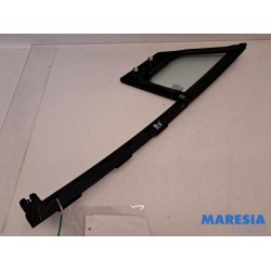 Renault - Captur - Vitre triangulaire avant droite