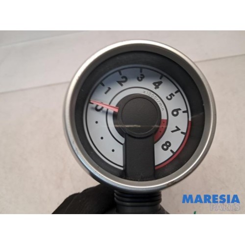 Peugeot - 107 - Tachometer