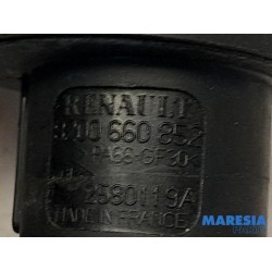 Renault - Captur - Vacuum valve