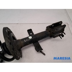 Renault - Captur - Front shock absorber rod, right