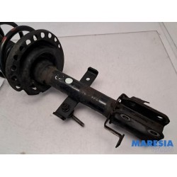 Renault - Captur - Front shock absorber rod, right