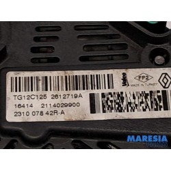 Renault - Captur - Dynamo