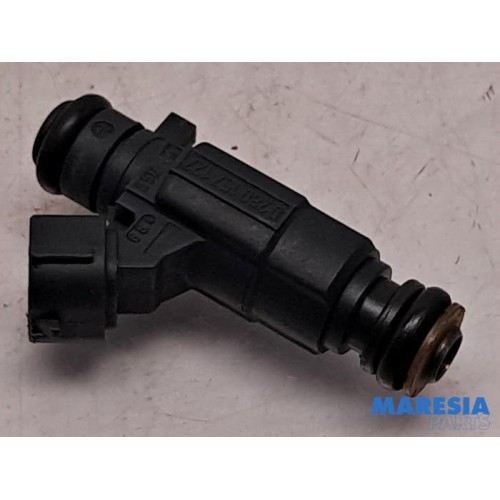 Peugeot - 208 - Injector (petrol injection)