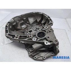 Renault - Clio - Gearbox casing