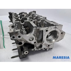 Renault - Trafic - Cylinder head