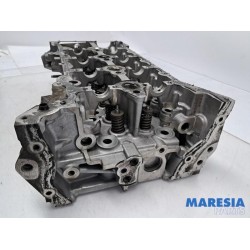 Renault - Trafic - Cylinder head