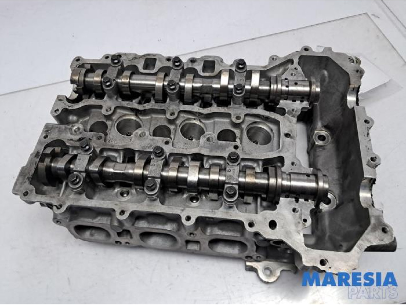 Peugeot - 308 - Cylinder head