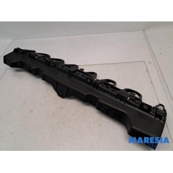 Renault - Clio - Rear bumper frame