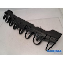 Renault - Clio - Rear bumper frame