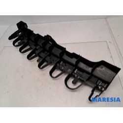 Renault - Clio - Rear bumper frame