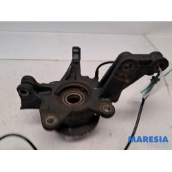 Renault - Clio - Achsschenkel links vorne