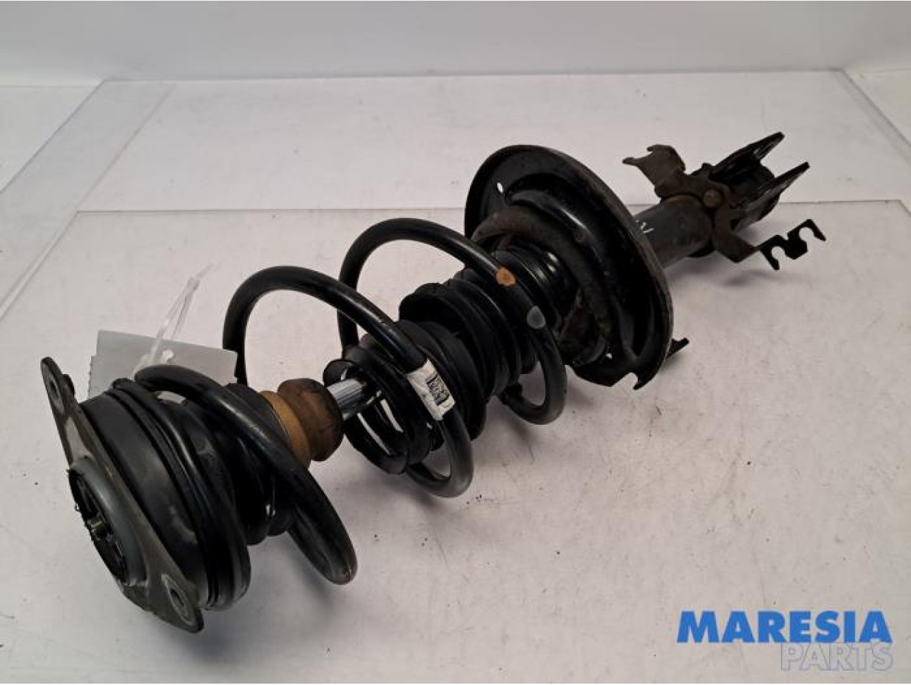 Renault - Clio - Front shock absorber rod, right
