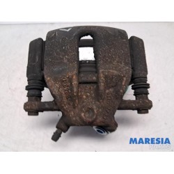 Renault - Clio - Front brake calliper, left