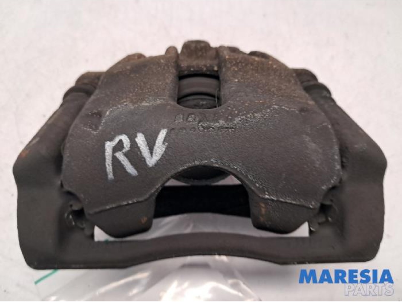 Renault - Clio - Front brake calliper, right