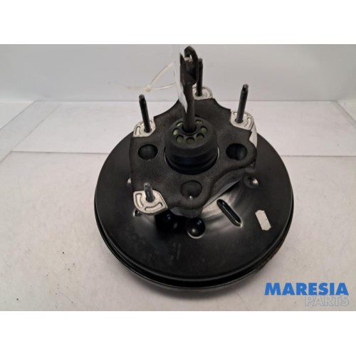 Renault - Clio - Brake servo