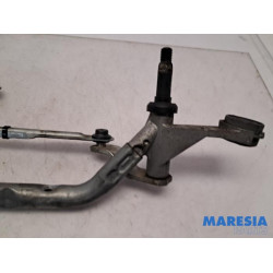 Renault - Clio - Wiper mechanism