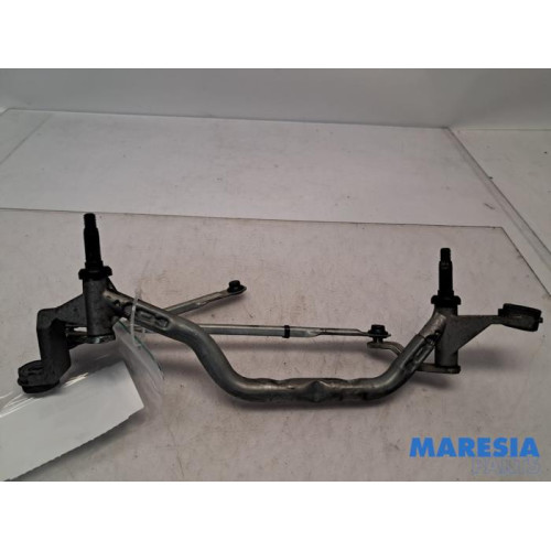Renault - Clio - Wiper mechanism
