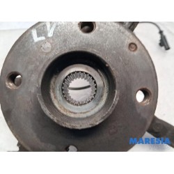 Peugeot - 107 - Achsschenkel links vorne