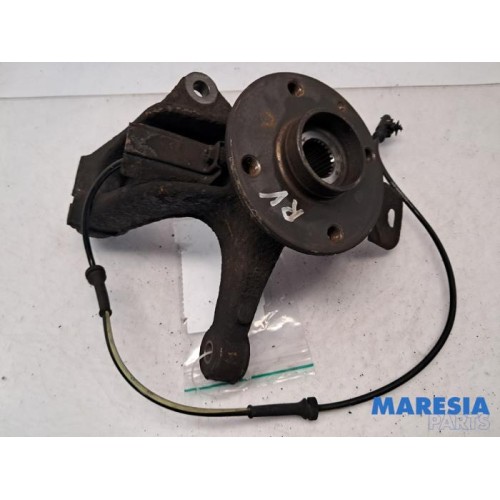 Peugeot - 107 - Knuckle, front right