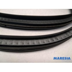 Peugeot - 107 - Rear door seal 4-door, right